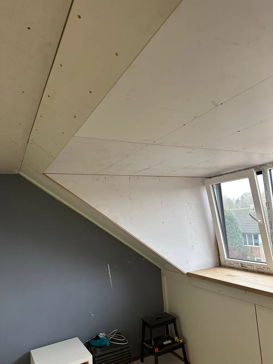 Gipswand geplaatst - Renovatie door RDL Timmerwerken in Veldhoven